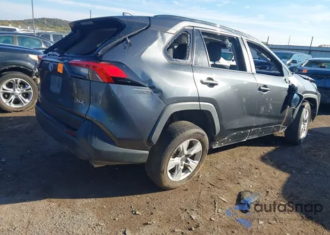 2020 Toyota Rav4 Xle z USA, uszkodzony, nr VIN 2T3W1RFV1LC059350